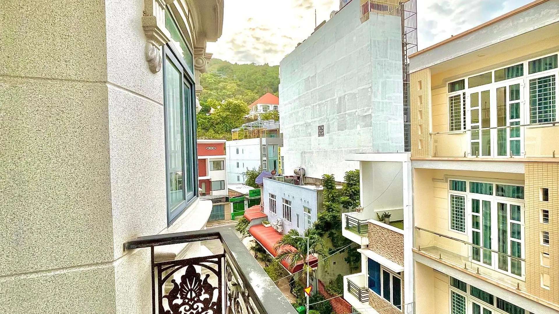 Helen Hotel & Apartment Vung Tau Vietnam