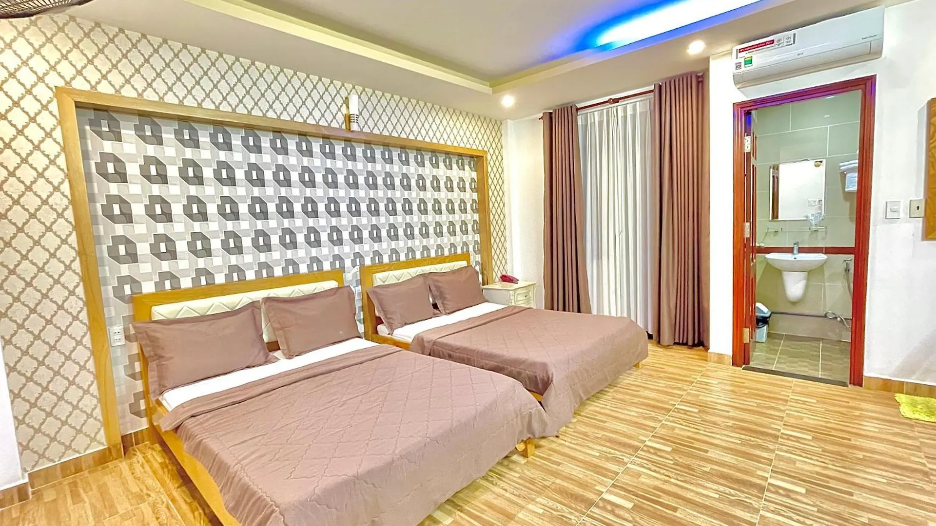 Helen Hotel & Apartment Vung Tau 0*,